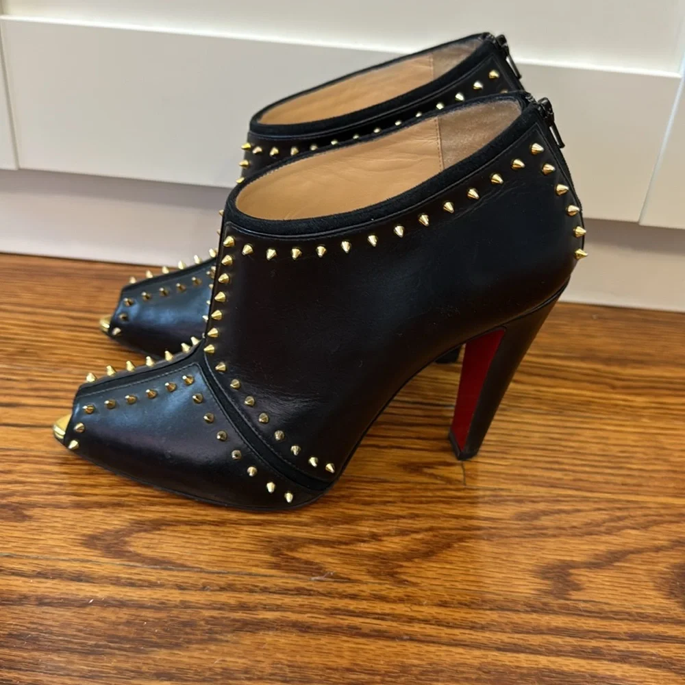Christian Louboutin Black Leather Studded Peep-Toe Heels with Red Sole - Picture 6 of 10